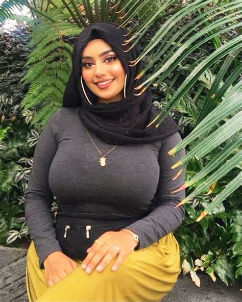 busty muslim babe